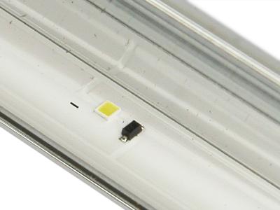 ������������ ������ ��� ��������� �� ������� V6LF_320SM0_LED32_R0 (648��, 32 ����������) � �����������